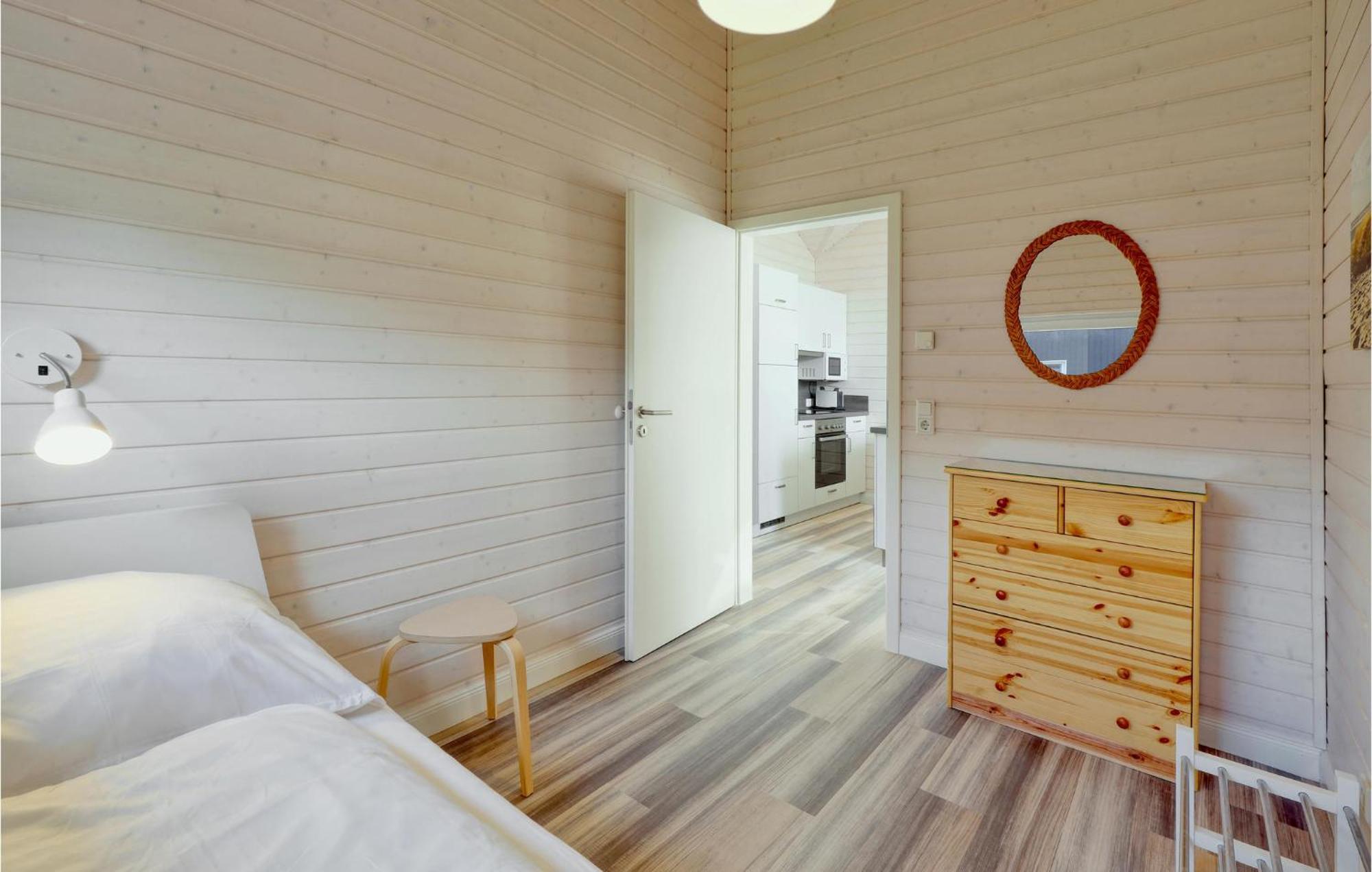 Stunning Home In Krems Ii-Warderbrueck With Wifi Gols Exteriér fotografie
