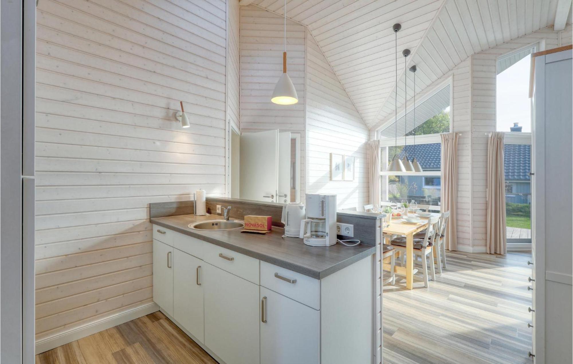 Stunning Home In Krems Ii-Warderbrueck With Wifi Gols Exteriér fotografie