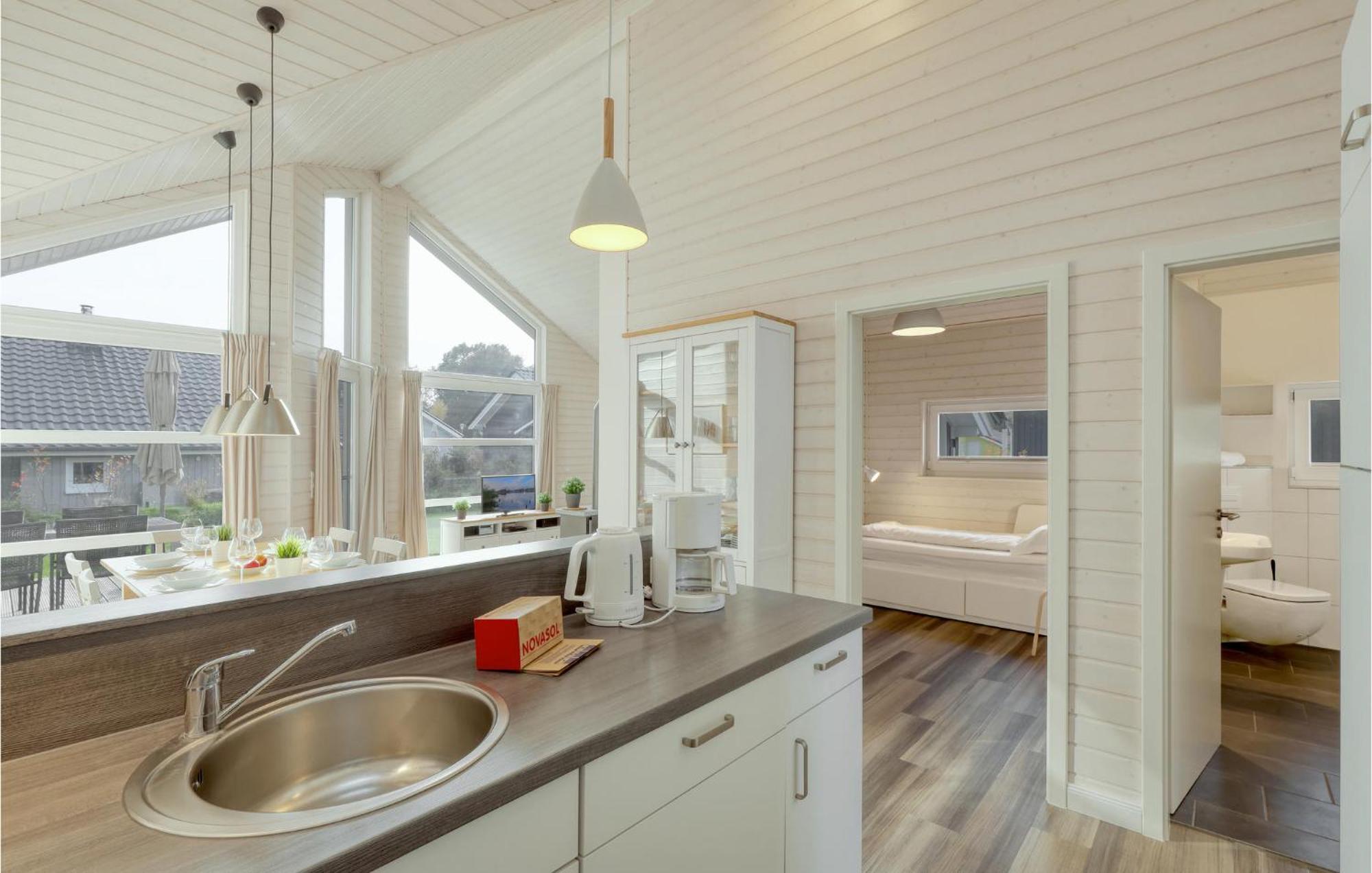 Stunning Home In Krems Ii-Warderbrueck With Wifi Gols Exteriér fotografie