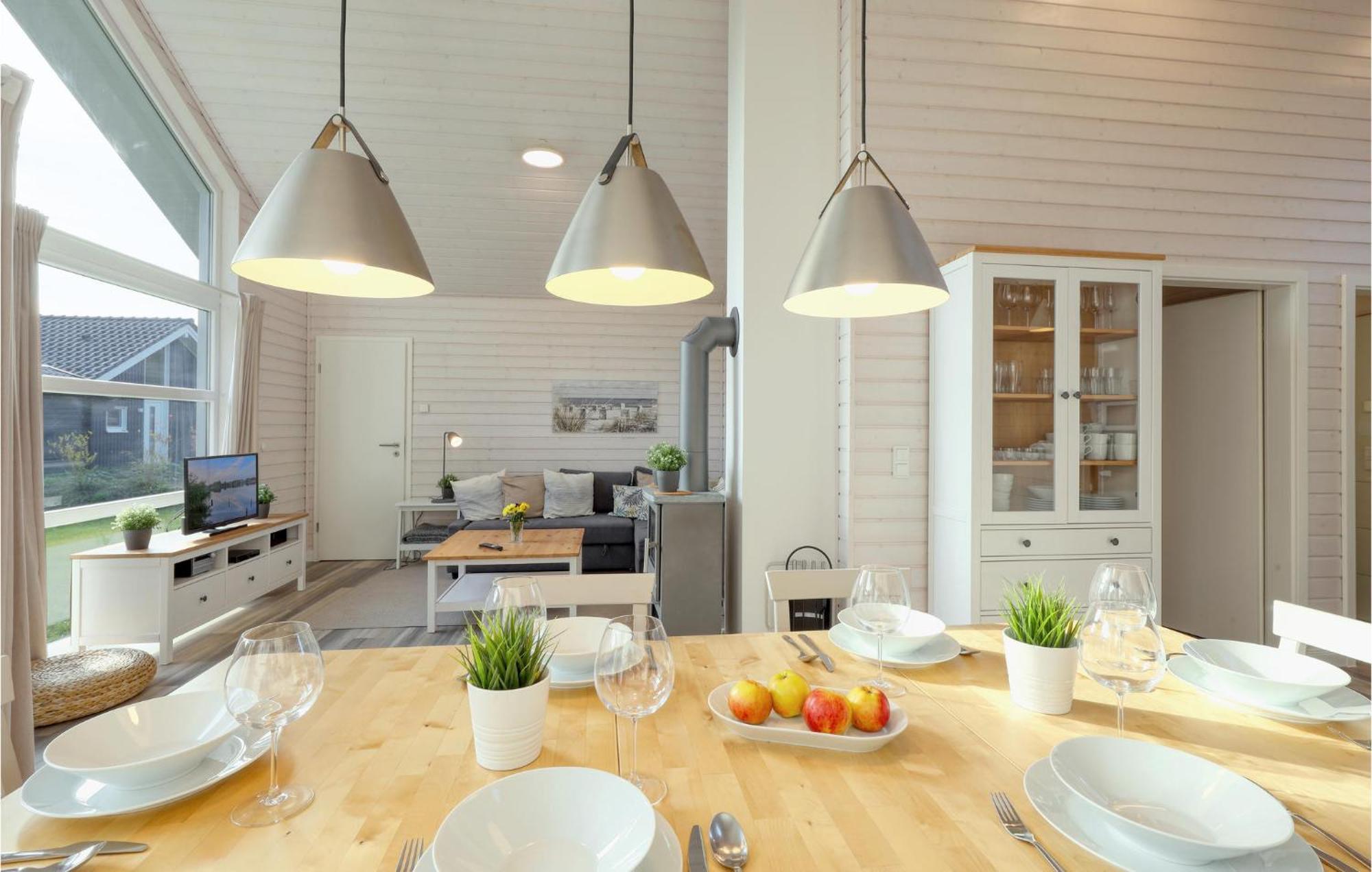 Stunning Home In Krems Ii-Warderbrueck With Wifi Gols Exteriér fotografie